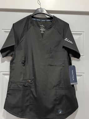 Nautica Men’s Black Medical Scrub Top